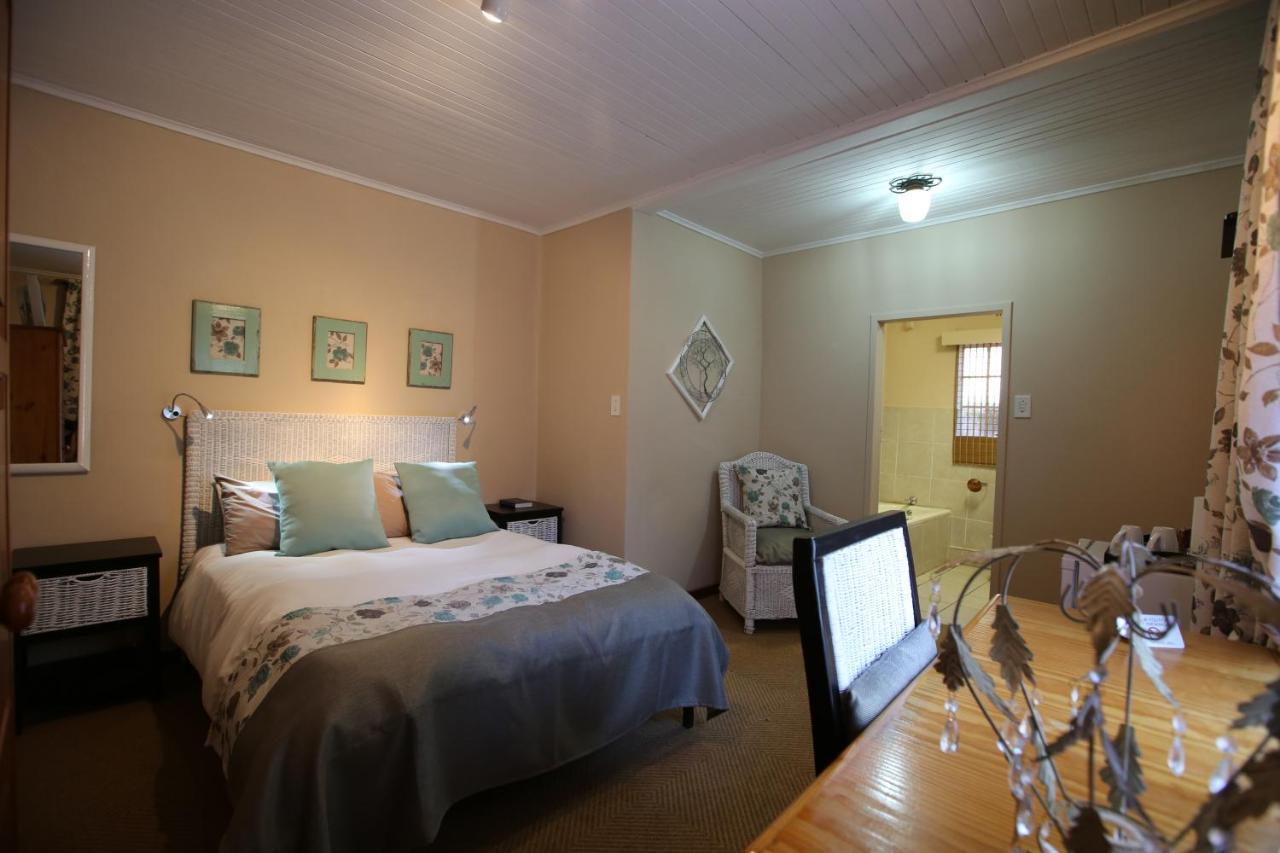Hotel Big Tree Midrand Exterior foto