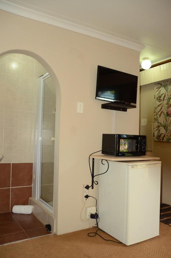 Hotel Big Tree Midrand Exterior foto