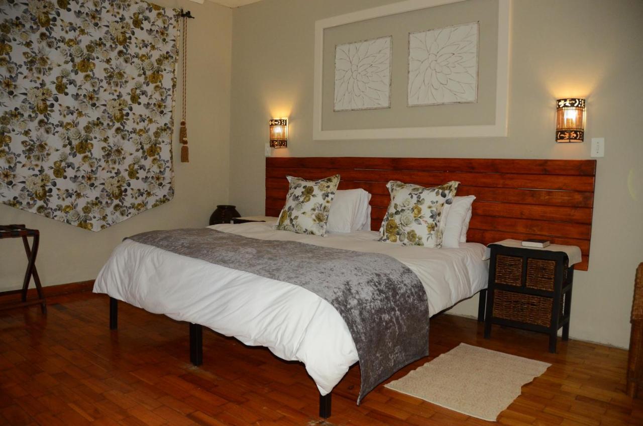 Hotel Big Tree Midrand Exterior foto